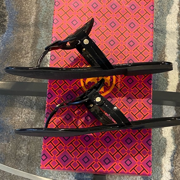 Tory Burch Miller Sandal Black Patent Size 9.5 - Picture 8 of 14